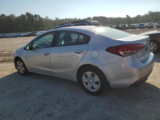 Photo 1 VIN: 3KPFK4A73JE227523 - KIA FORTE LX 