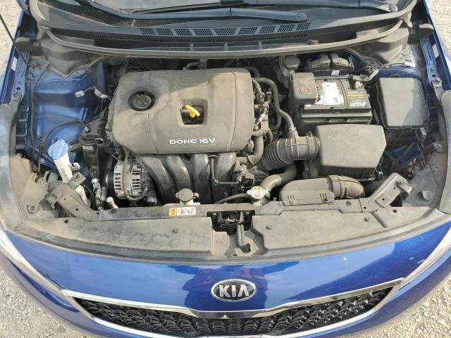 Photo 10 VIN: 3KPFK4A73JE257072 - KIA FORTE LX 