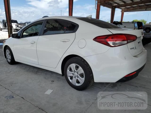 Photo 1 VIN: 3KPFK4A73JE265821 - KIA FORTE 