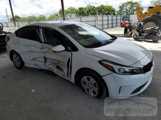 Photo 3 VIN: 3KPFK4A73JE265821 - KIA FORTE 