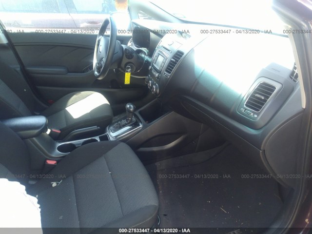 Photo 4 VIN: 3KPFK4A73JE270243 - KIA FORTE 