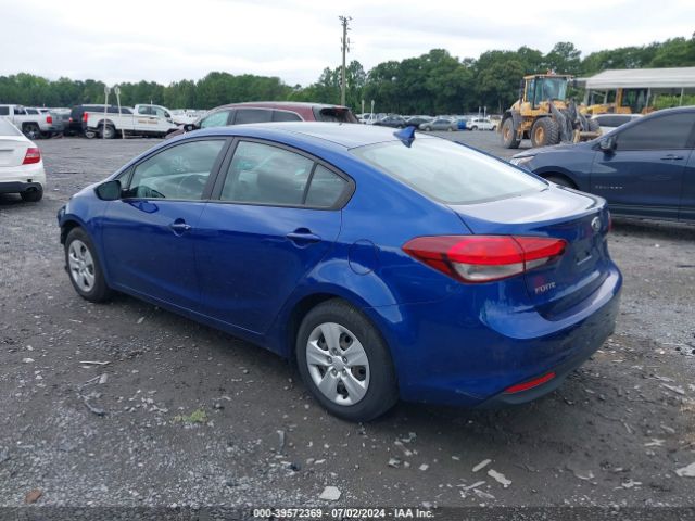 Photo 2 VIN: 3KPFK4A73JE284420 - KIA FORTE 