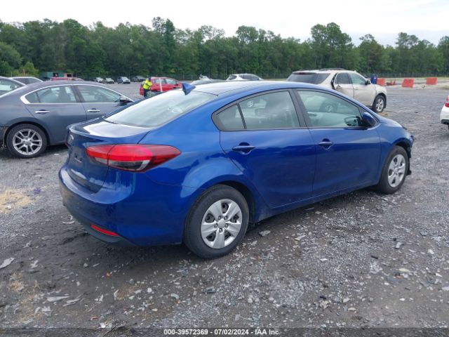 Photo 3 VIN: 3KPFK4A73JE284420 - KIA FORTE 