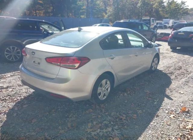 Photo 3 VIN: 3KPFK4A74HE015756 - KIA FORTE 