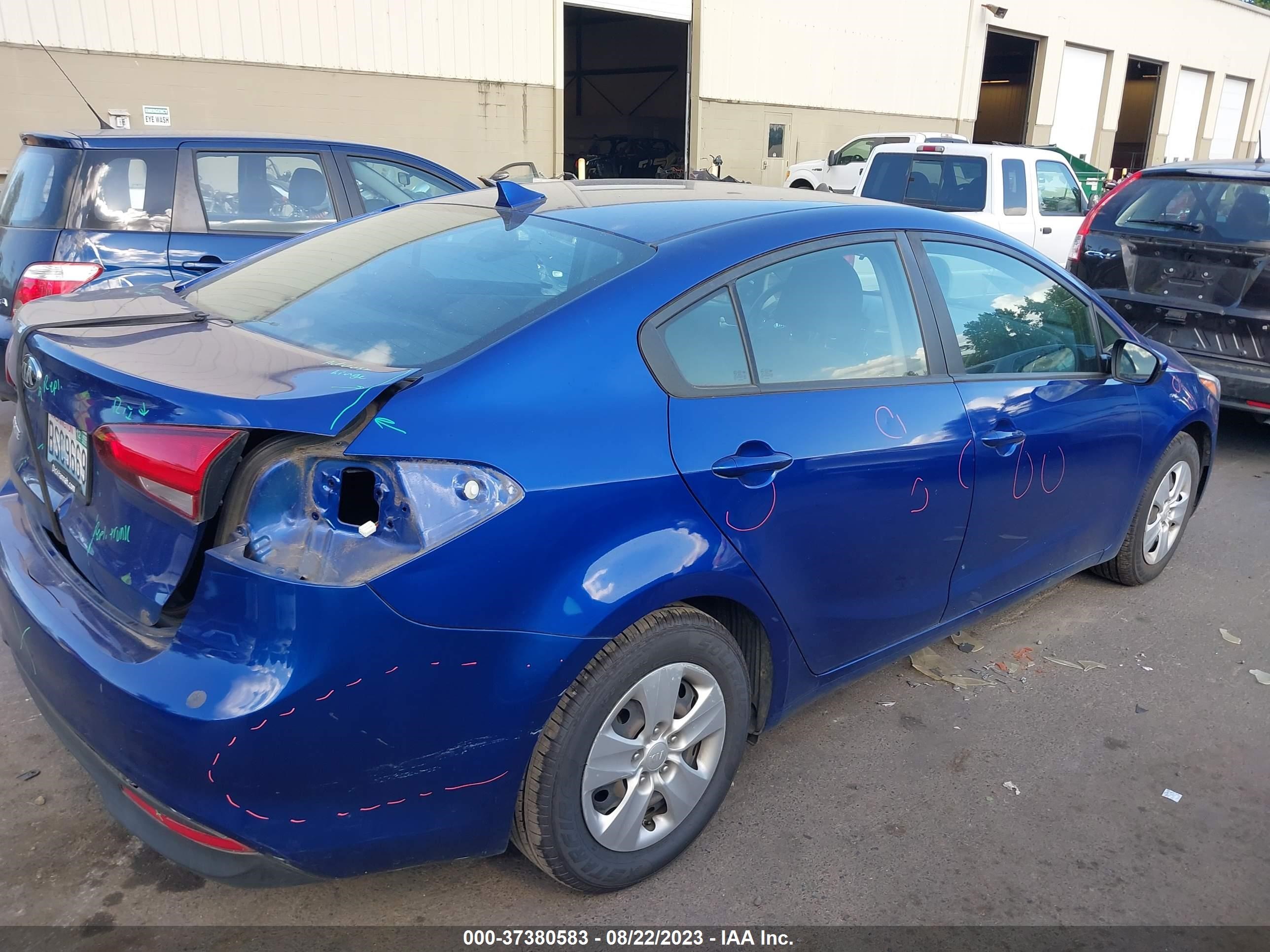 Photo 3 VIN: 3KPFK4A74HE029141 - KIA FORTE 