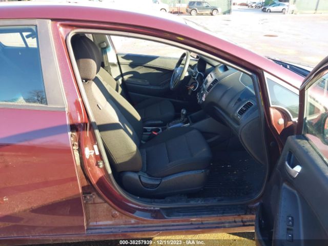 Photo 4 VIN: 3KPFK4A74HE042942 - KIA FORTE 