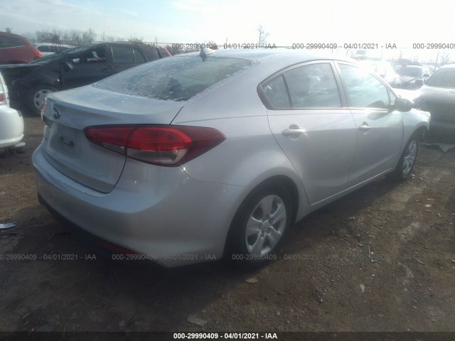 Photo 3 VIN: 3KPFK4A74HE063239 - KIA FORTE 