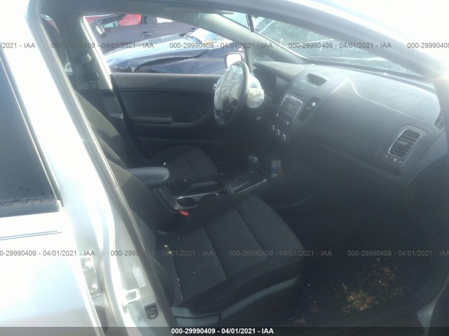 Photo 4 VIN: 3KPFK4A74HE063239 - KIA FORTE 