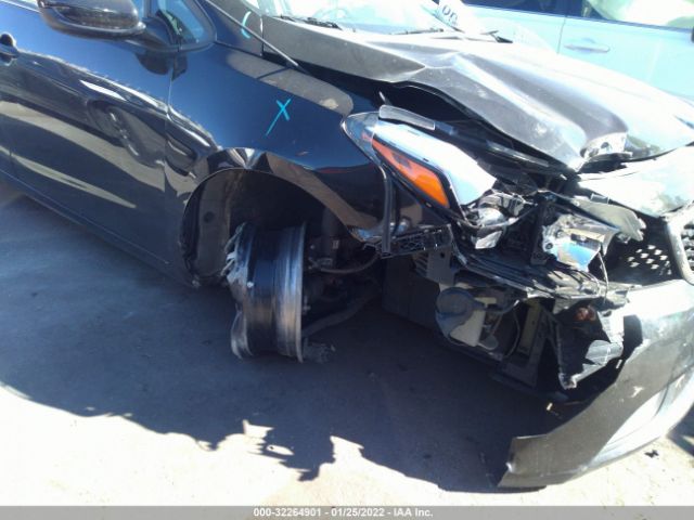 Photo 5 VIN: 3KPFK4A74HE063757 - KIA FORTE 