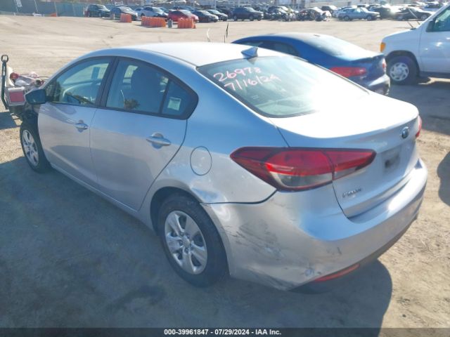 Photo 2 VIN: 3KPFK4A74HE075200 - KIA FORTE 