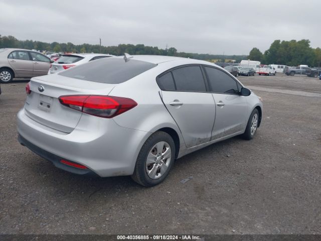 Photo 3 VIN: 3KPFK4A74HE102735 - KIA FORTE 