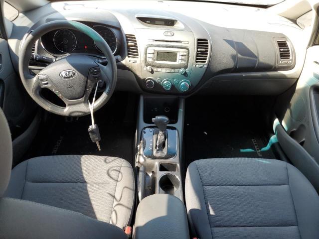 Photo 8 VIN: 3KPFK4A74HE106235 - KIA FORTE LX 