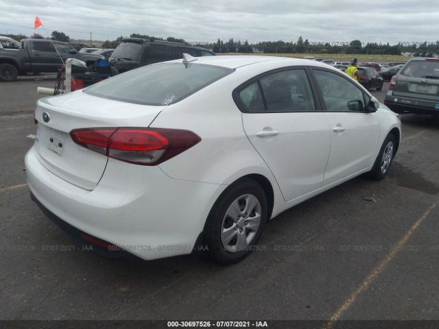 Photo 3 VIN: 3KPFK4A74HE140952 - KIA FORTE 