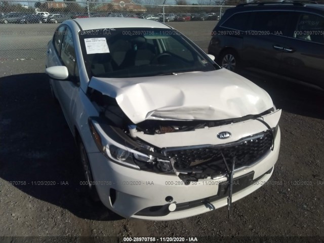 Photo 5 VIN: 3KPFK4A74HE143415 - KIA FORTE 