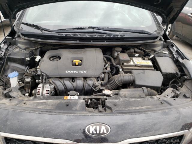 Photo 6 VIN: 3KPFK4A74HE156357 - KIA FORTE LX 