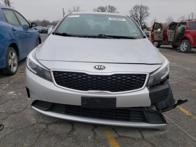 Photo 4 VIN: 3KPFK4A74HE160599 - KIA FORTE 