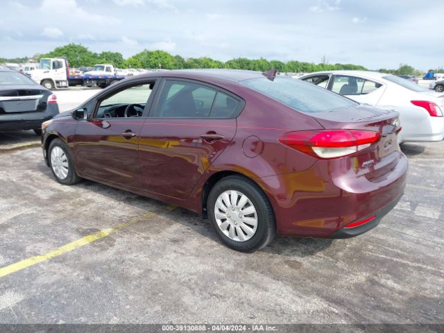 Photo 2 VIN: 3KPFK4A74JE176792 - KIA FORTE 