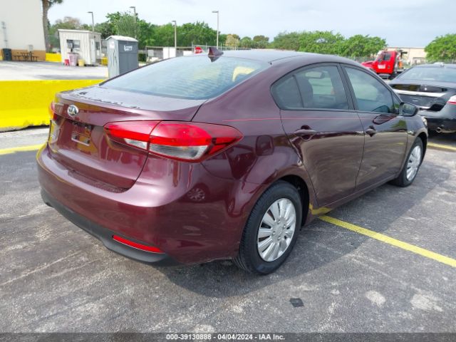 Photo 3 VIN: 3KPFK4A74JE176792 - KIA FORTE 