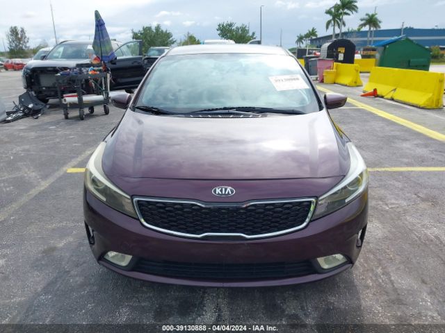 Photo 5 VIN: 3KPFK4A74JE176792 - KIA FORTE 