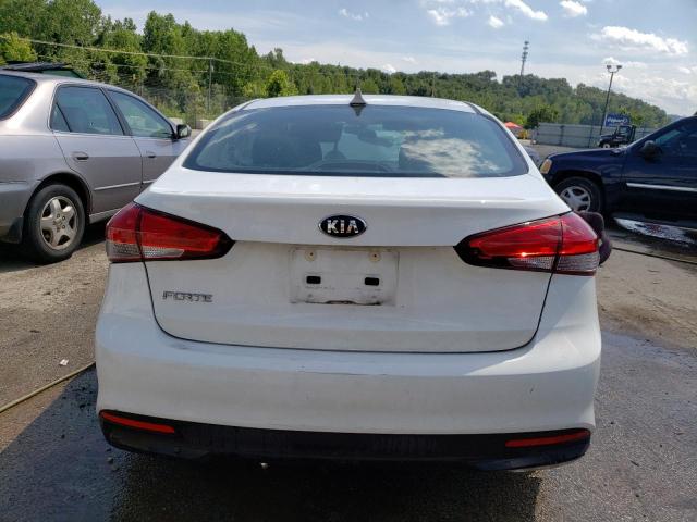 Photo 5 VIN: 3KPFK4A74JE231404 - KIA FORTE LX 