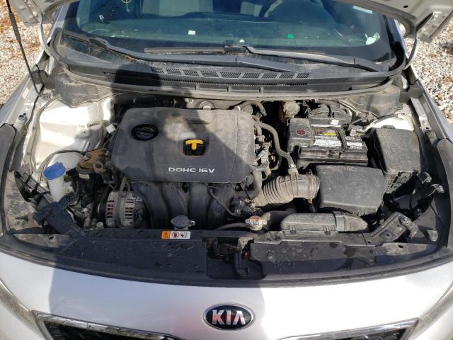 Photo 10 VIN: 3KPFK4A74JE247179 - KIA FORTE LX 