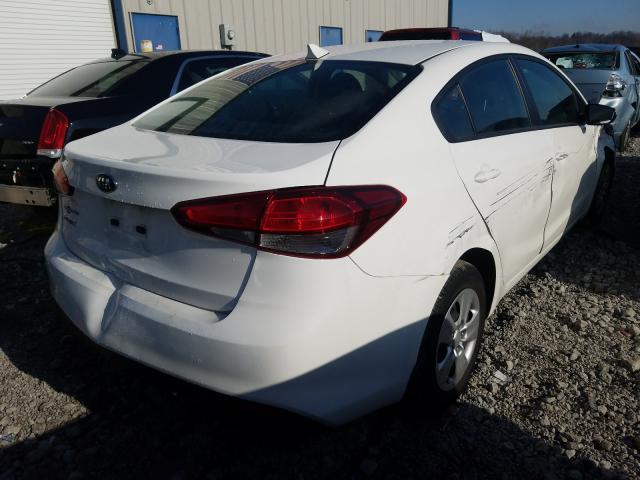 Photo 3 VIN: 3KPFK4A74JE256920 - KIA FORTE LX 