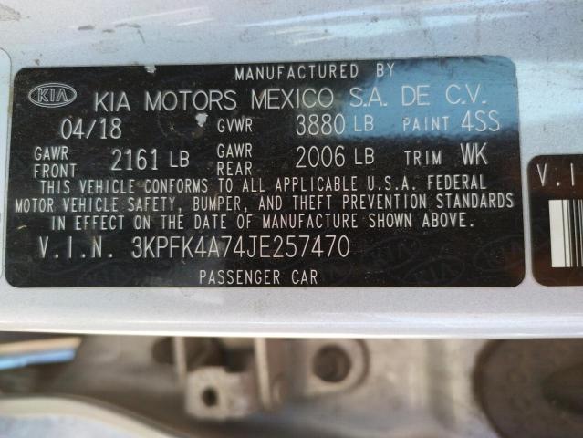 Photo 9 VIN: 3KPFK4A74JE257470 - KIA FORTE LX 