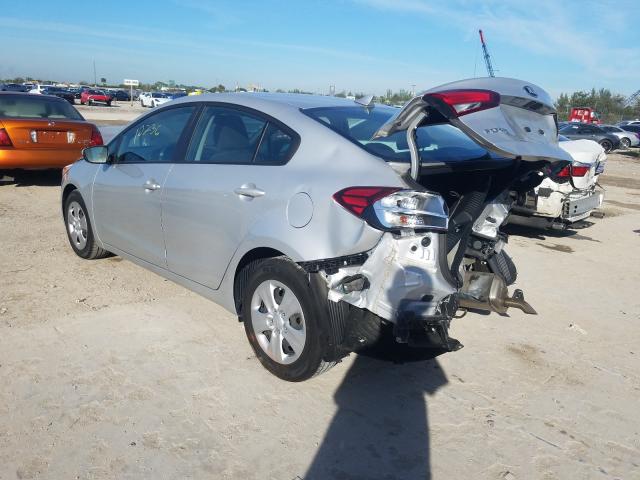 Photo 2 VIN: 3KPFK4A74JE257680 - KIA FORTE LX 