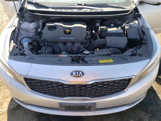 Photo 10 VIN: 3KPFK4A74JE260840 - KIA FORTE LX 