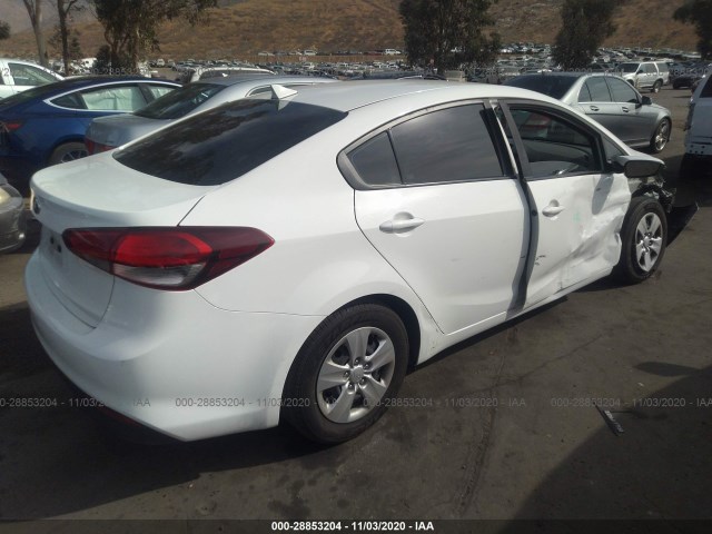 Photo 3 VIN: 3KPFK4A74JE271157 - KIA FORTE 