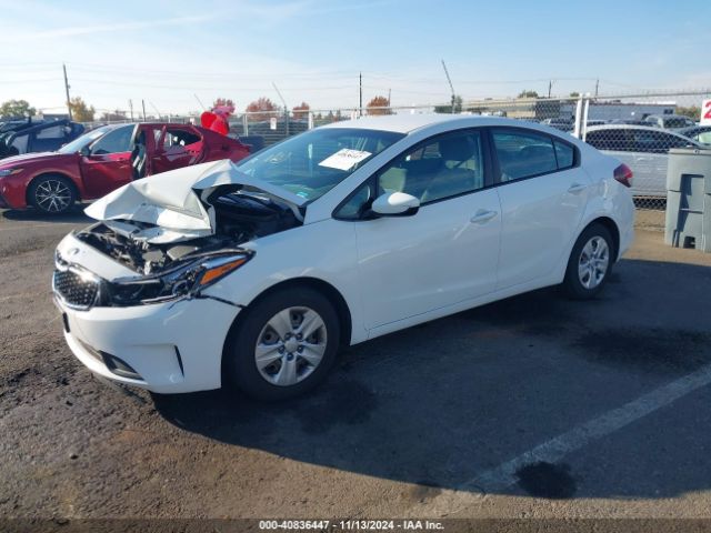 Photo 1 VIN: 3KPFK4A74JE281056 - KIA FORTE 