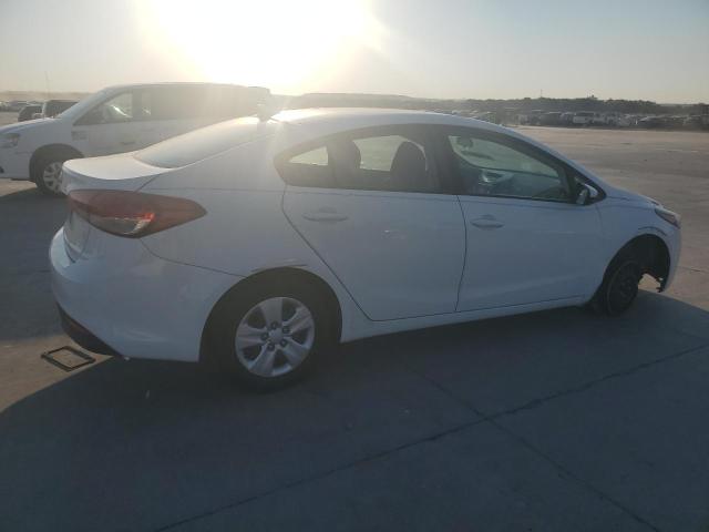 Photo 2 VIN: 3KPFK4A75HE006578 - KIA FORTE LX 