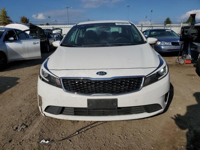 Photo 4 VIN: 3KPFK4A75HE006628 - KIA FORTE LX 