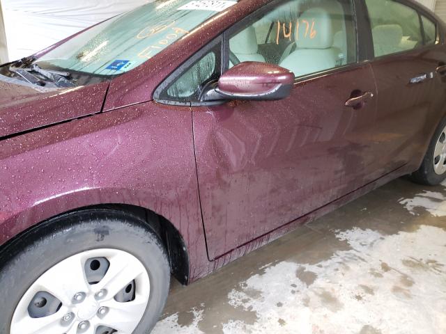 Photo 8 VIN: 3KPFK4A75HE018133 - KIA FORTE 