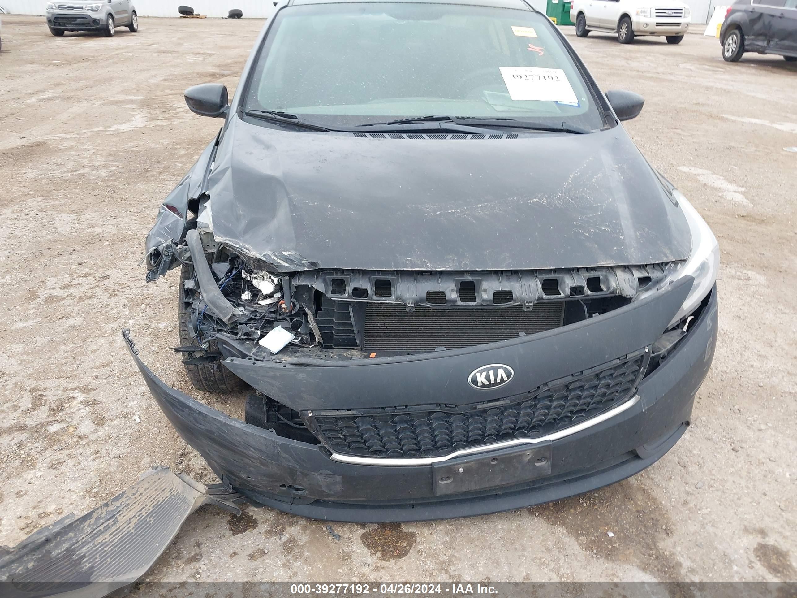 Photo 4 VIN: 3KPFK4A75HE050886 - KIA FORTE 