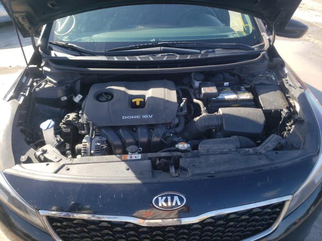 Photo 6 VIN: 3KPFK4A75HE066232 - KIA FORTE LX 