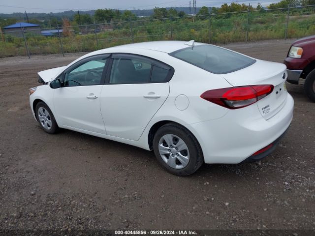 Photo 2 VIN: 3KPFK4A75HE100833 - KIA FORTE 