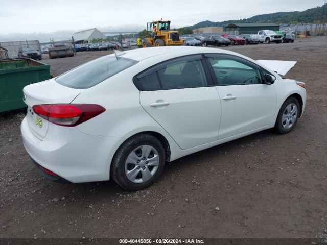 Photo 3 VIN: 3KPFK4A75HE100833 - KIA FORTE 