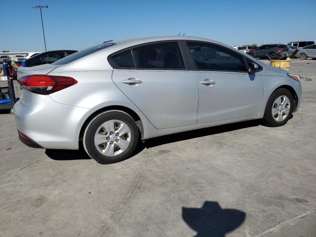 Photo 2 VIN: 3KPFK4A75HE113369 - KIA FORTE LX 