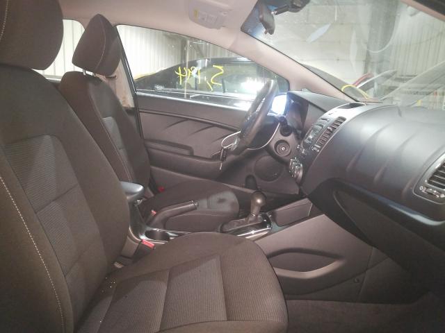 Photo 4 VIN: 3KPFK4A75HE131029 - KIA FORTE LX 