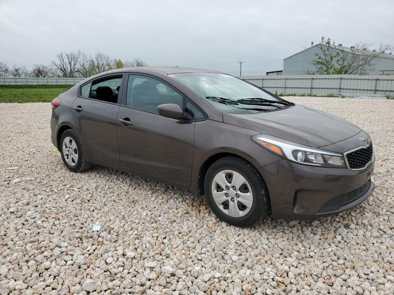 Photo 3 VIN: 3KPFK4A75HE138692 - KIA FORTE 