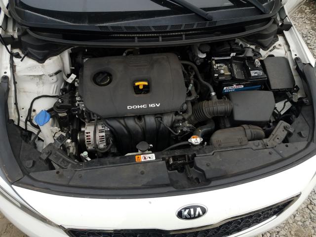 Photo 6 VIN: 3KPFK4A75HE143679 - KIA FORTE LX 