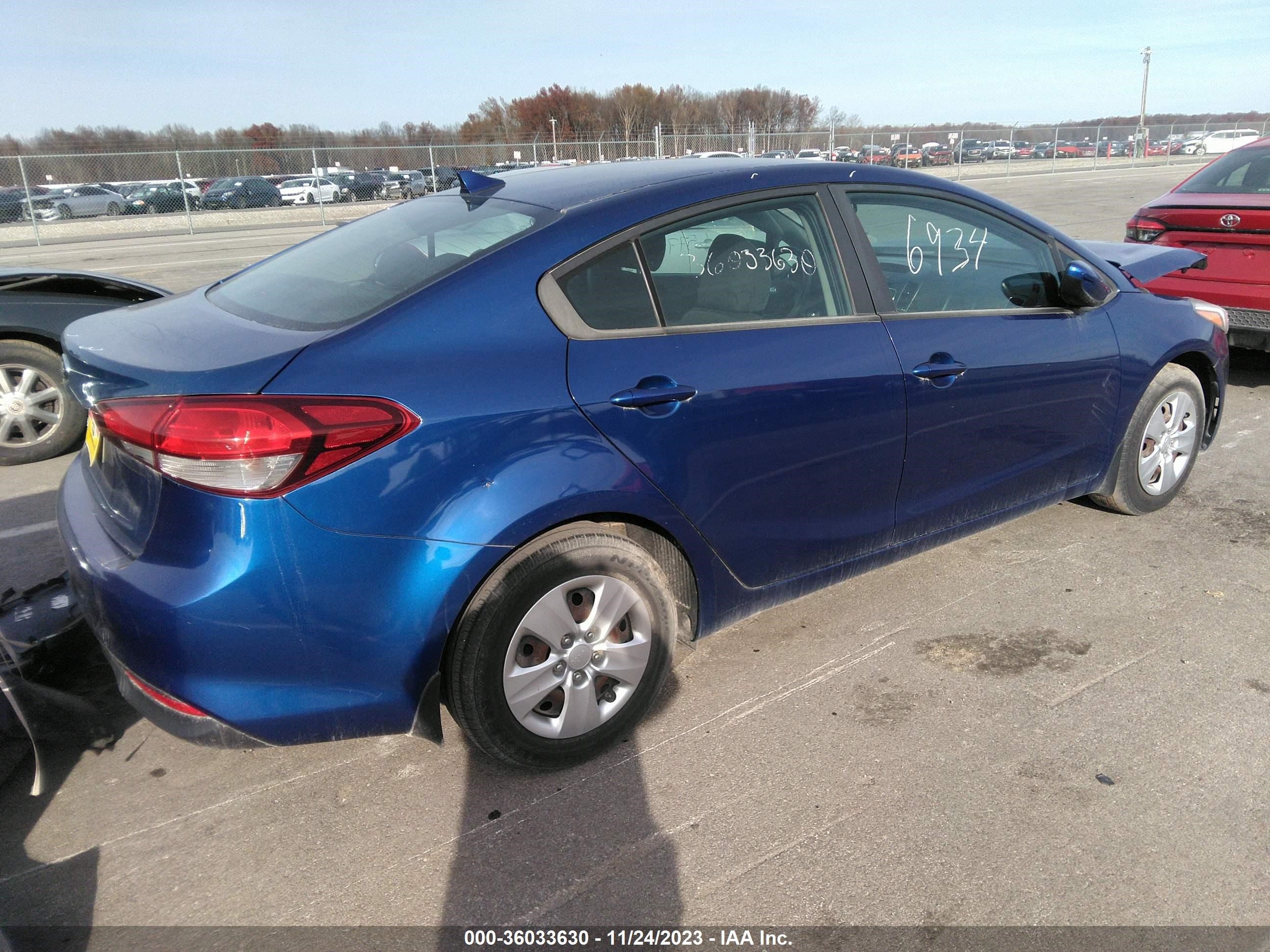 Photo 3 VIN: 3KPFK4A75HE156934 - KIA FORTE 