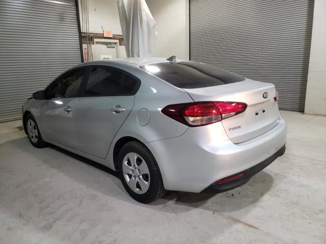 Photo 2 VIN: 3KPFK4A75JE170077 - KIA FORTE LX 