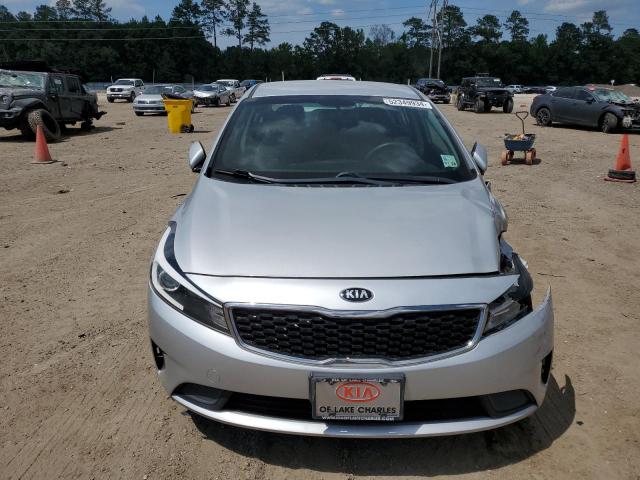 Photo 4 VIN: 3KPFK4A75JE170631 - KIA FORTE 