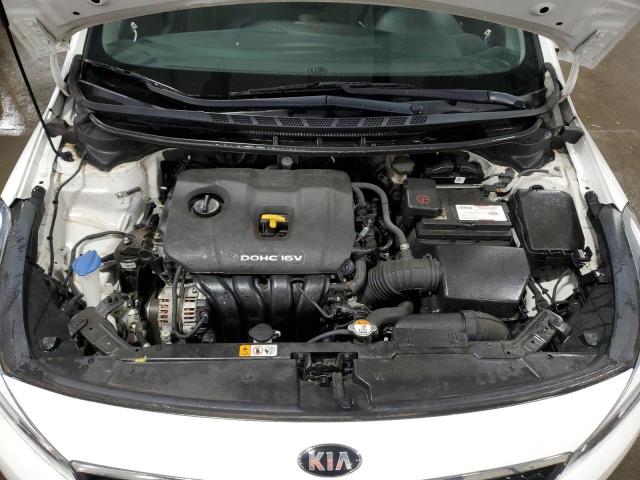 Photo 10 VIN: 3KPFK4A75JE185226 - KIA FORTE LX 