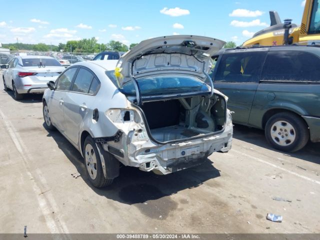 Photo 2 VIN: 3KPFK4A75JE195108 - KIA FORTE 