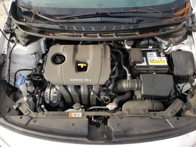 Photo 6 VIN: 3KPFK4A75JE202767 - KIA FORTE LX 