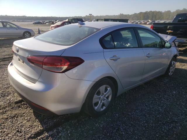 Photo 3 VIN: 3KPFK4A75JE210142 - KIA FORTE LX 