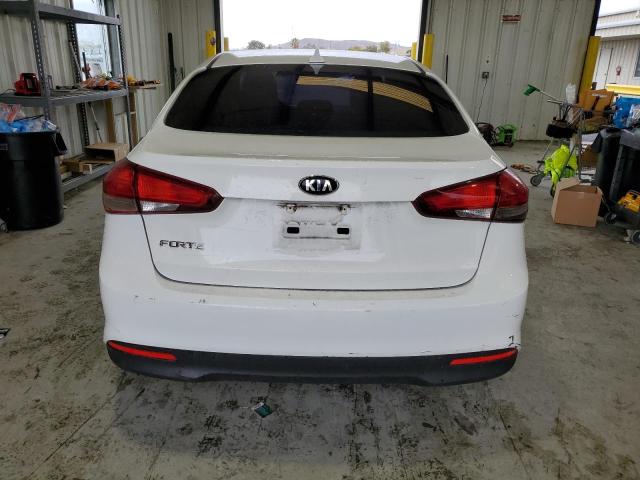 Photo 5 VIN: 3KPFK4A75JE211887 - KIA FORTE LX 